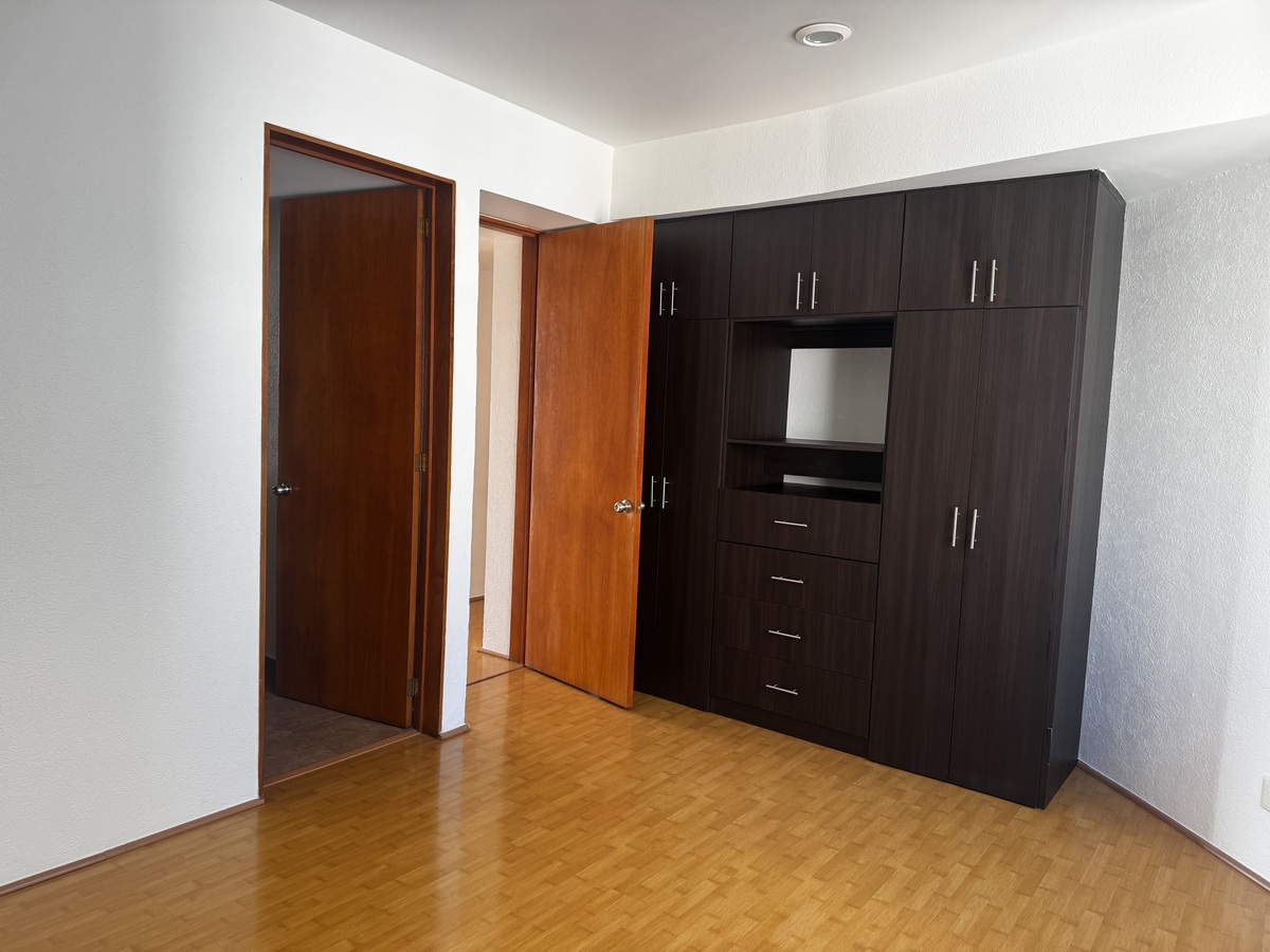 7 de 48: Recámara secundaria