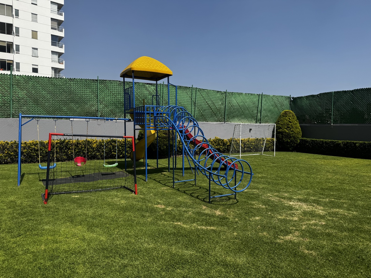 28 de 48: Juegos infantiles