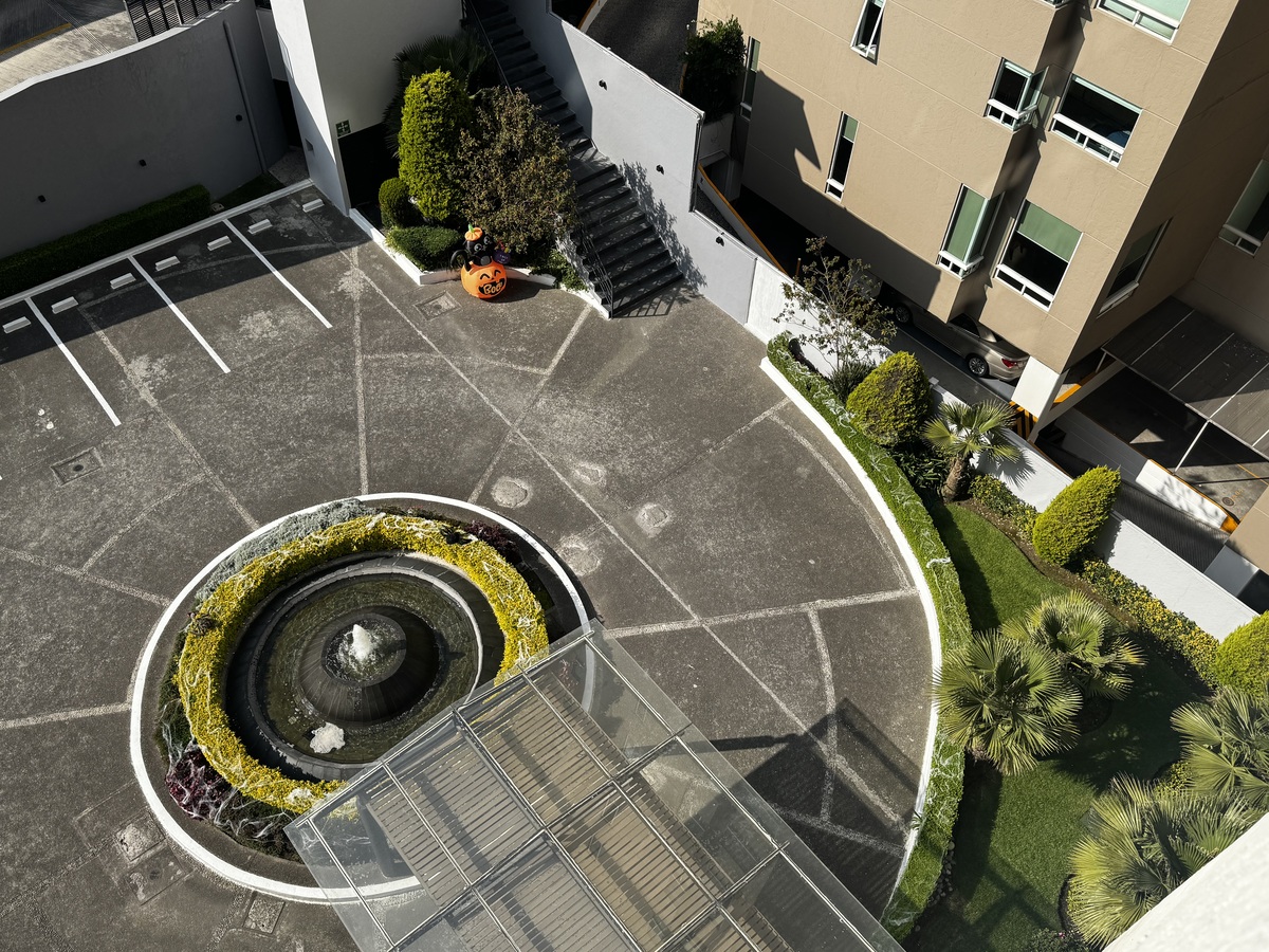 48 de 48: Vista rotonda