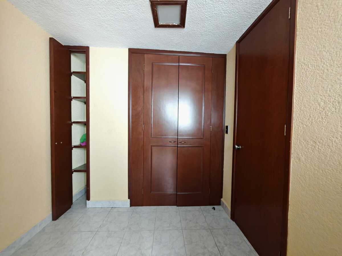 16 de 37: cuarto de servicio