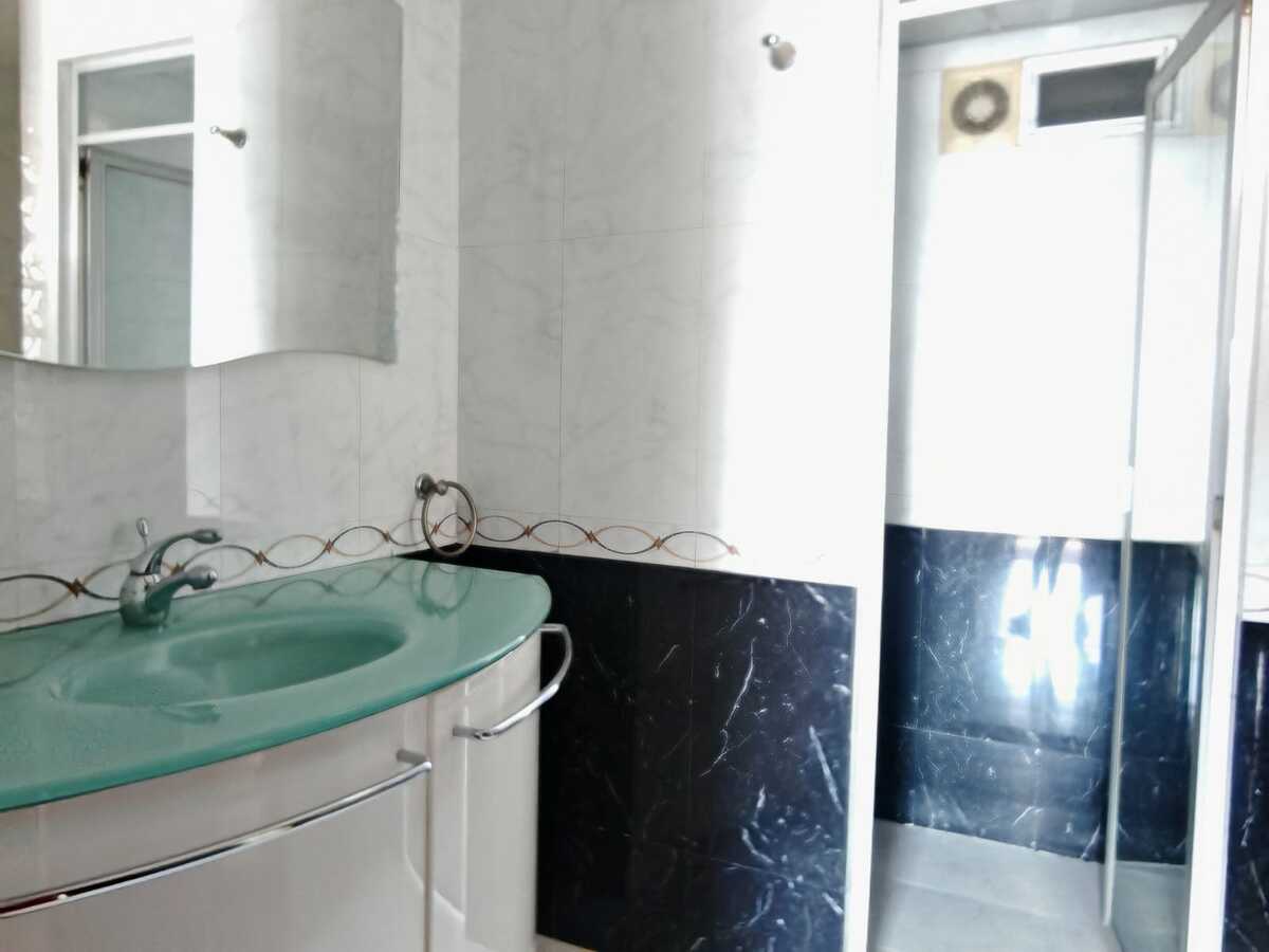 27 de 37: Baño recámara secundaria