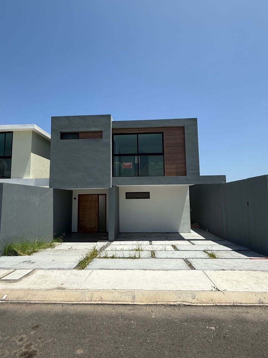 Casa nueva en venta en el fracc lomas mediterraneo