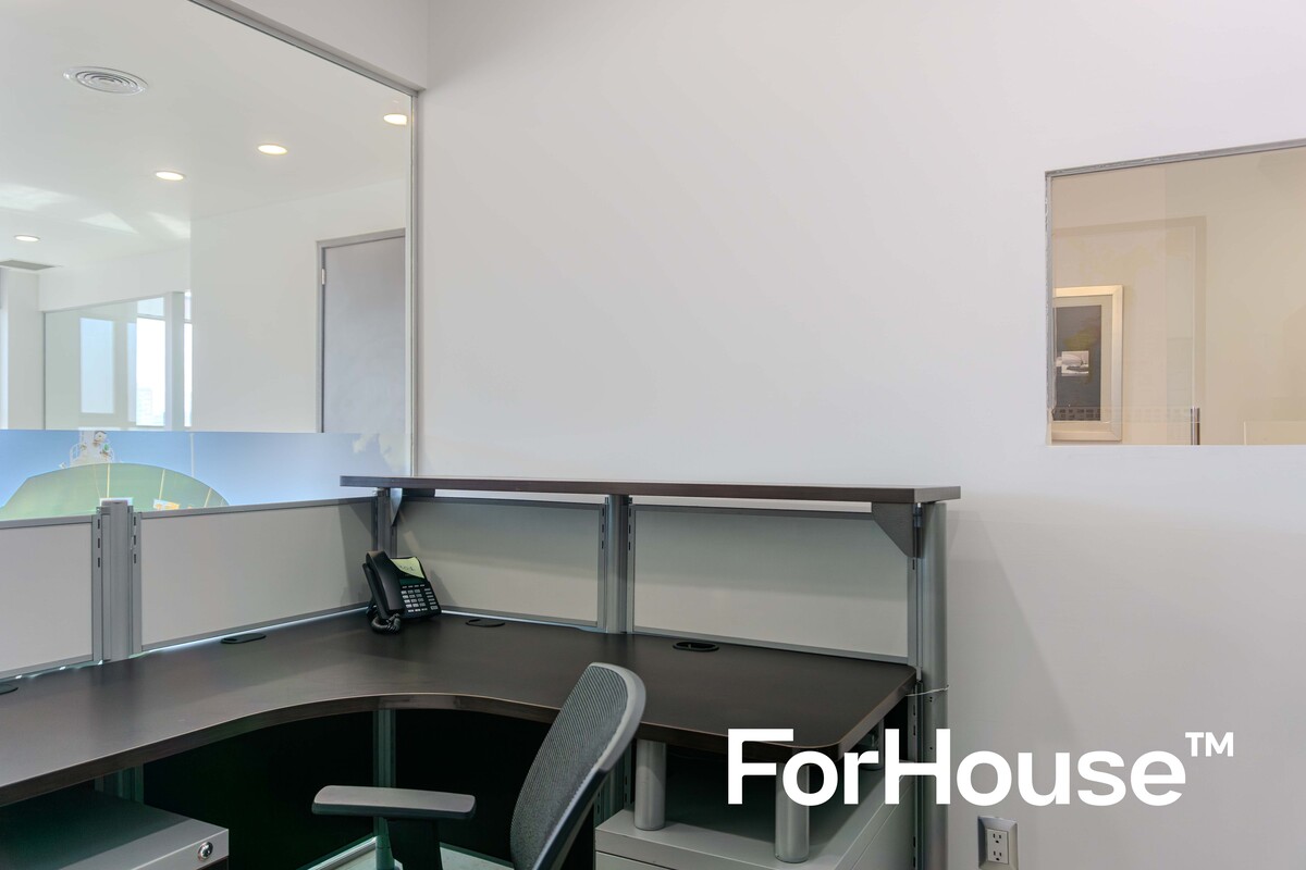 9 de 23: Oficina privada 1