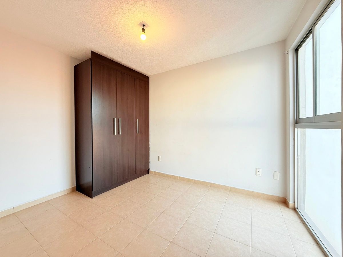 6 de 12: Recámara 1