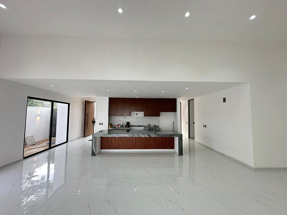 4 de 12: Comedor y Cocina