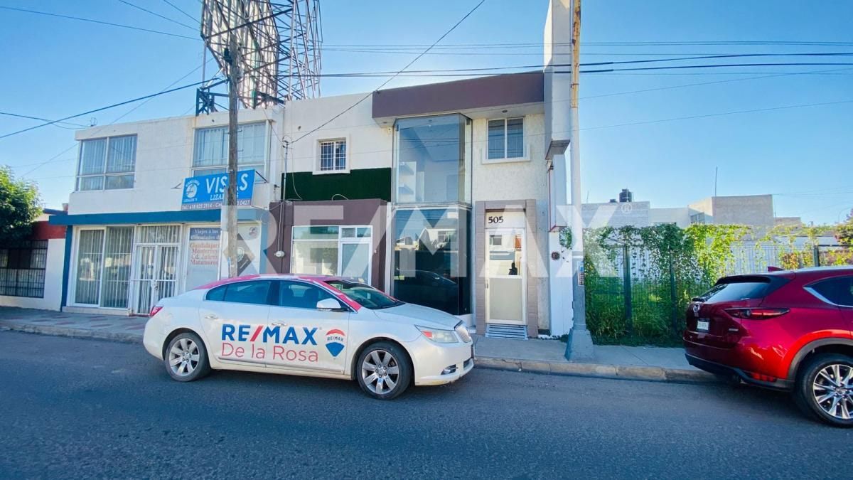 Local comercial sobre calle Libertad en venta