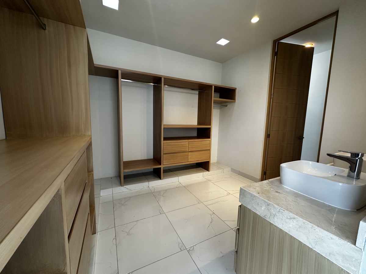 16 de 22: Baño Recámara Principal