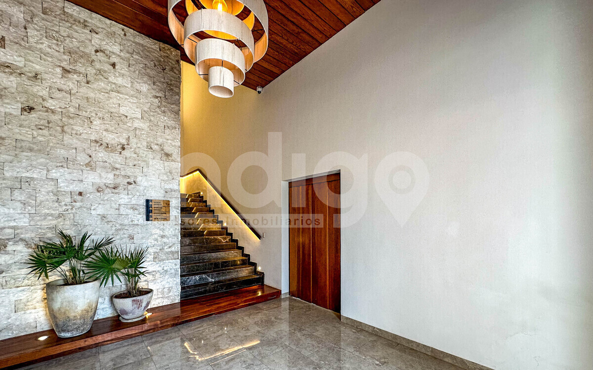 17 de 36: Lobby Casa Club