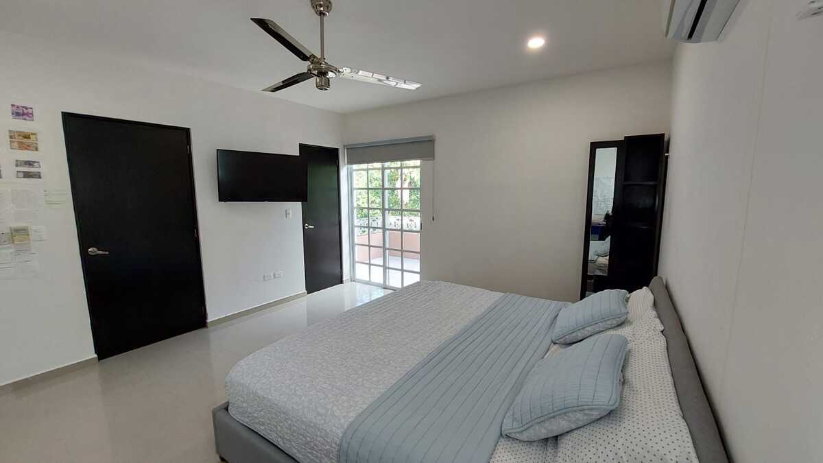 8 de 13: Segunda Recámara