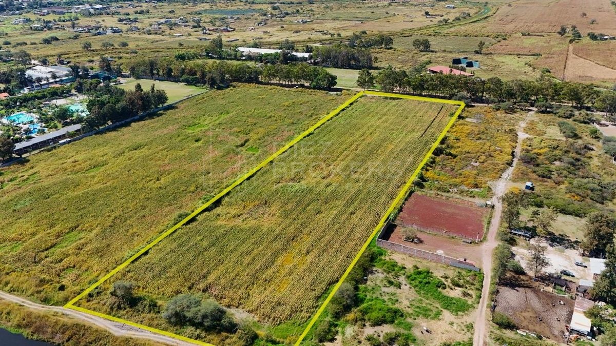 Terreno en Venta - Tlajomulco, Corredor hacia Chapala, a 6 km del Aeropuerto . - foto 2