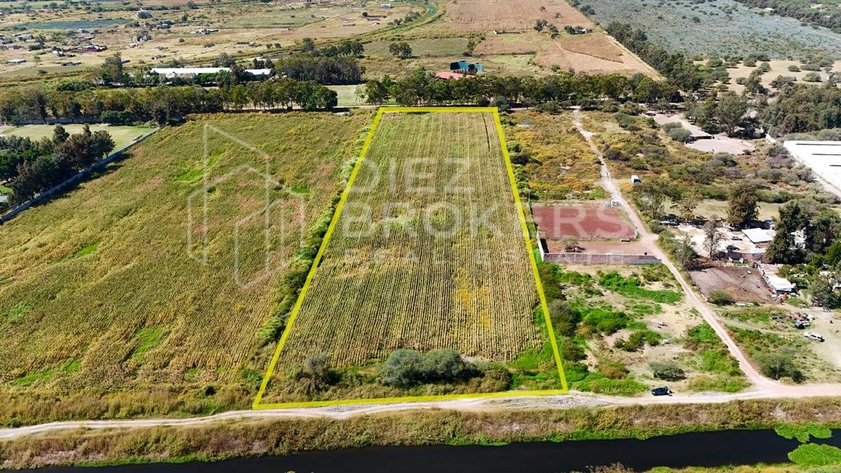 Terreno en Venta - Tlajomulco, Corredor hacia Chapala, a 6 km del Aeropuerto . - foto 3