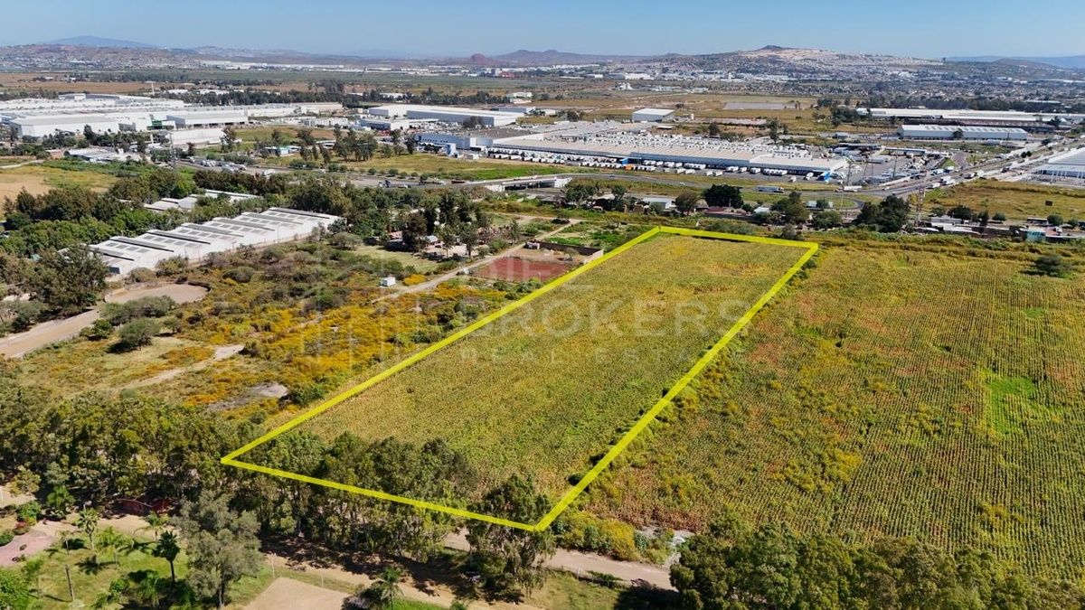Terreno en Venta - Tlajomulco, Corredor hacia Chapala, a 6 km del Aeropuerto . - foto 5