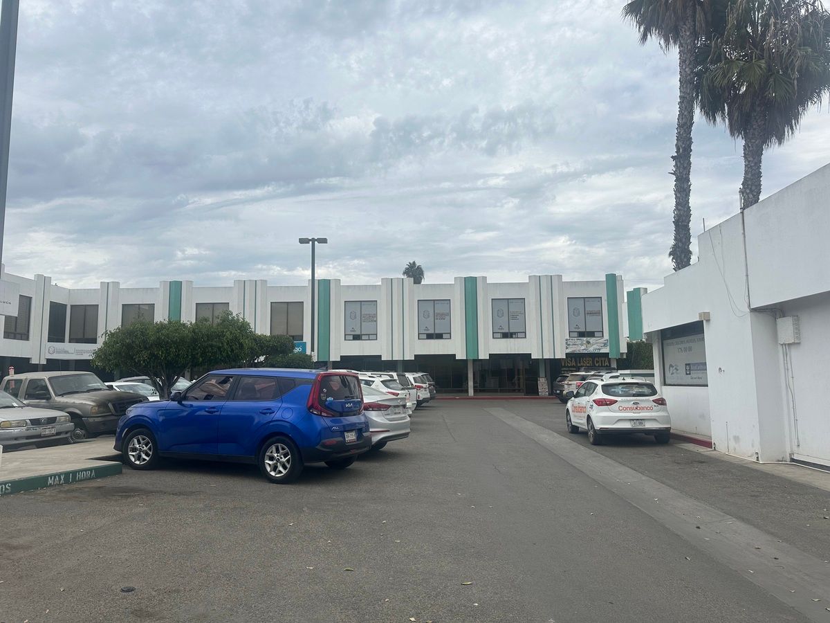 6 of 7: estacionamiento