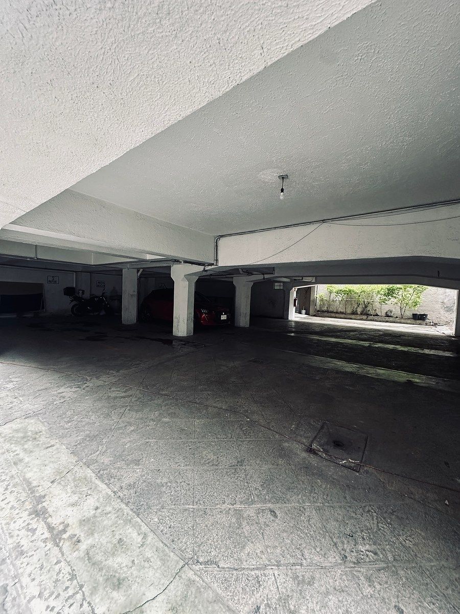Building in Lomas de Chapultepec I Sección, Miguel Hidalgo, photo 21 of 21