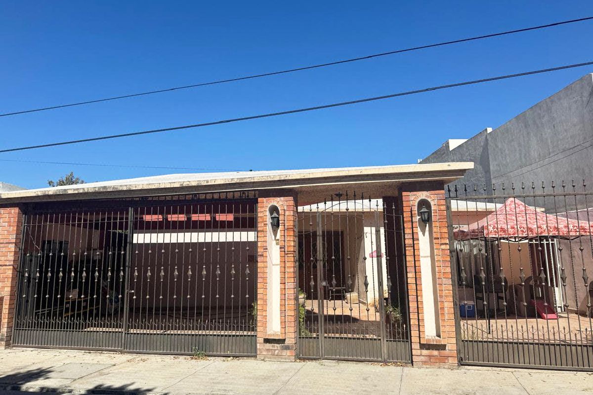 Casa de 1 planta en VENTA en Los Doctores