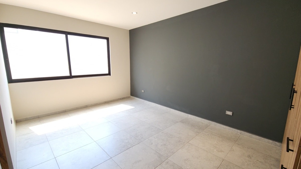 2 of 14: RECAMARA SECUNDARIA