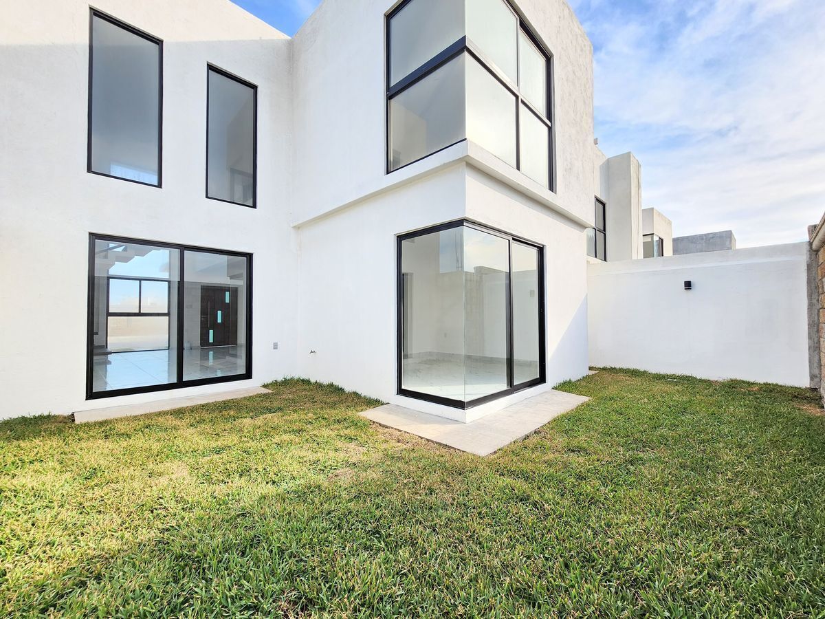 9 de 21: *IMÁGENES ILUSTRATIVAS*