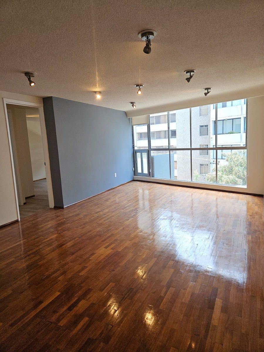 Apartment in Lomas de Chapultepec V Sección, Miguel Hidalgo, photo 2 of 12