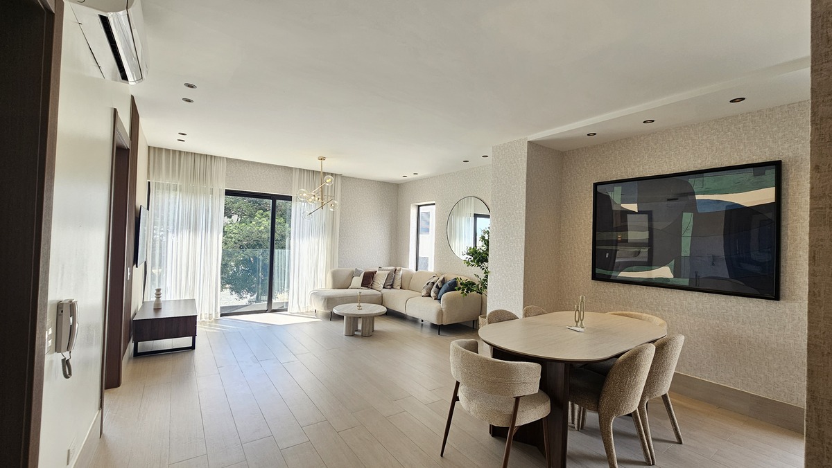 20 de 50: Sala Comedor