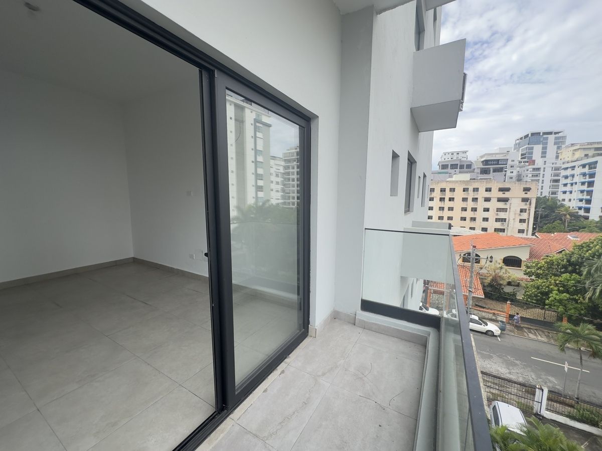 Apartment in Ensanche Naco, Santo Domingo Centro (Distrito Nacional), photo 3 of 11