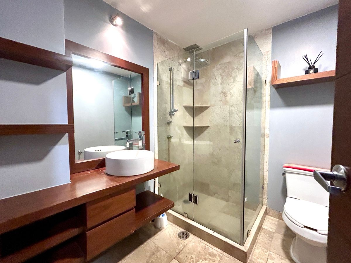 16 de 21: BAÑO RECÁMARA SECUNDARIA