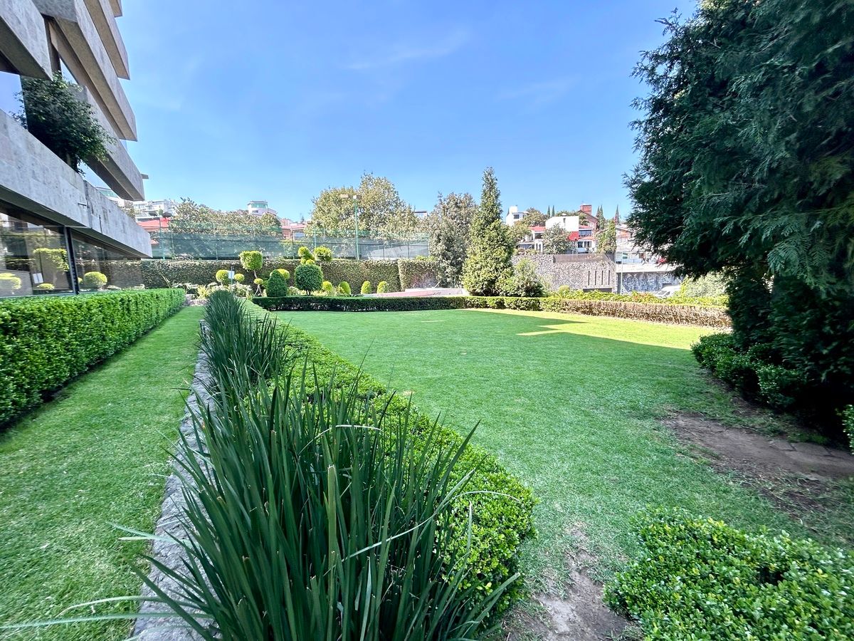 19 de 21: JARDINES COMUNES