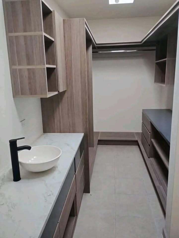 5 of 10: closet vestidor recamara pricipal