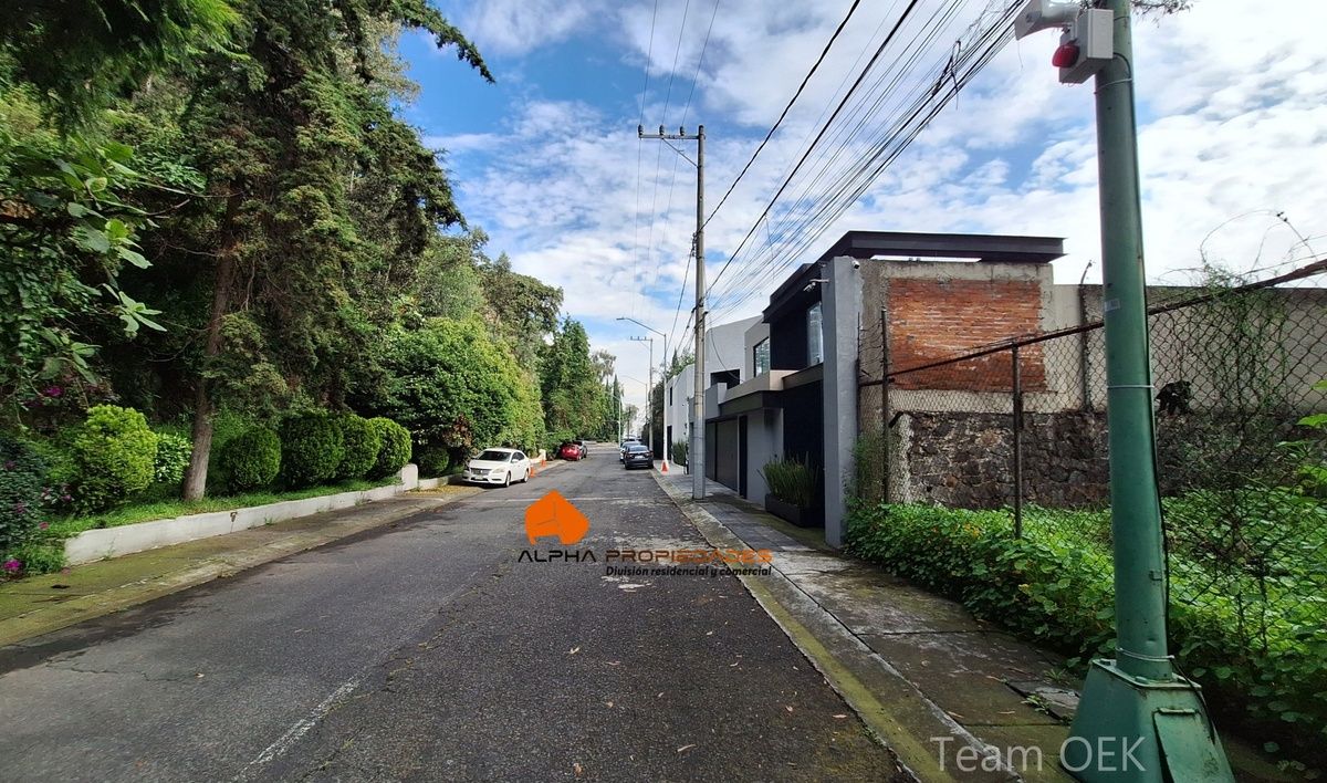 Terreno en venta calle Montaña Jardines del Pedregal San Angel Coyoacán CDMX