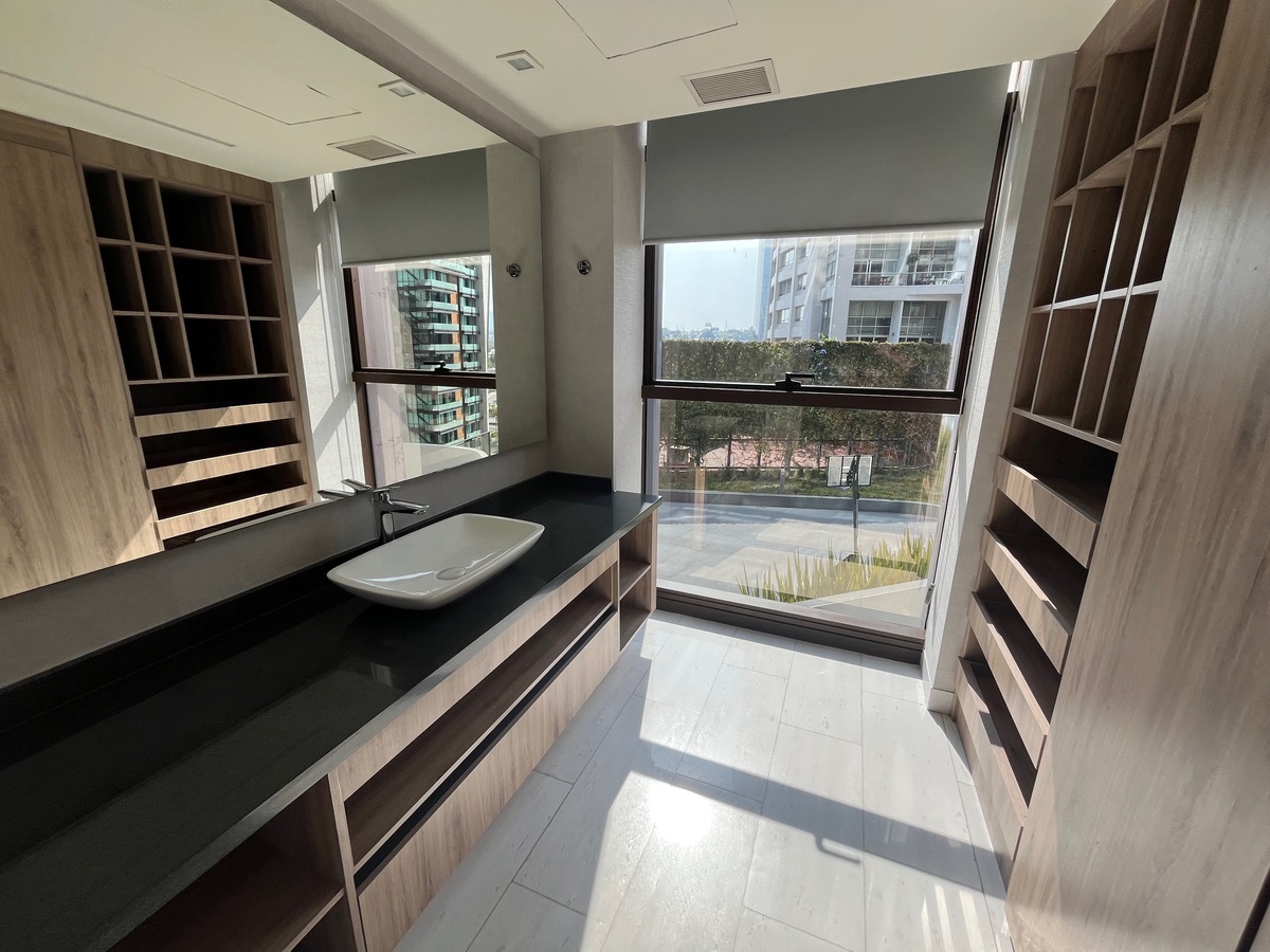 14 de 46: baño principal