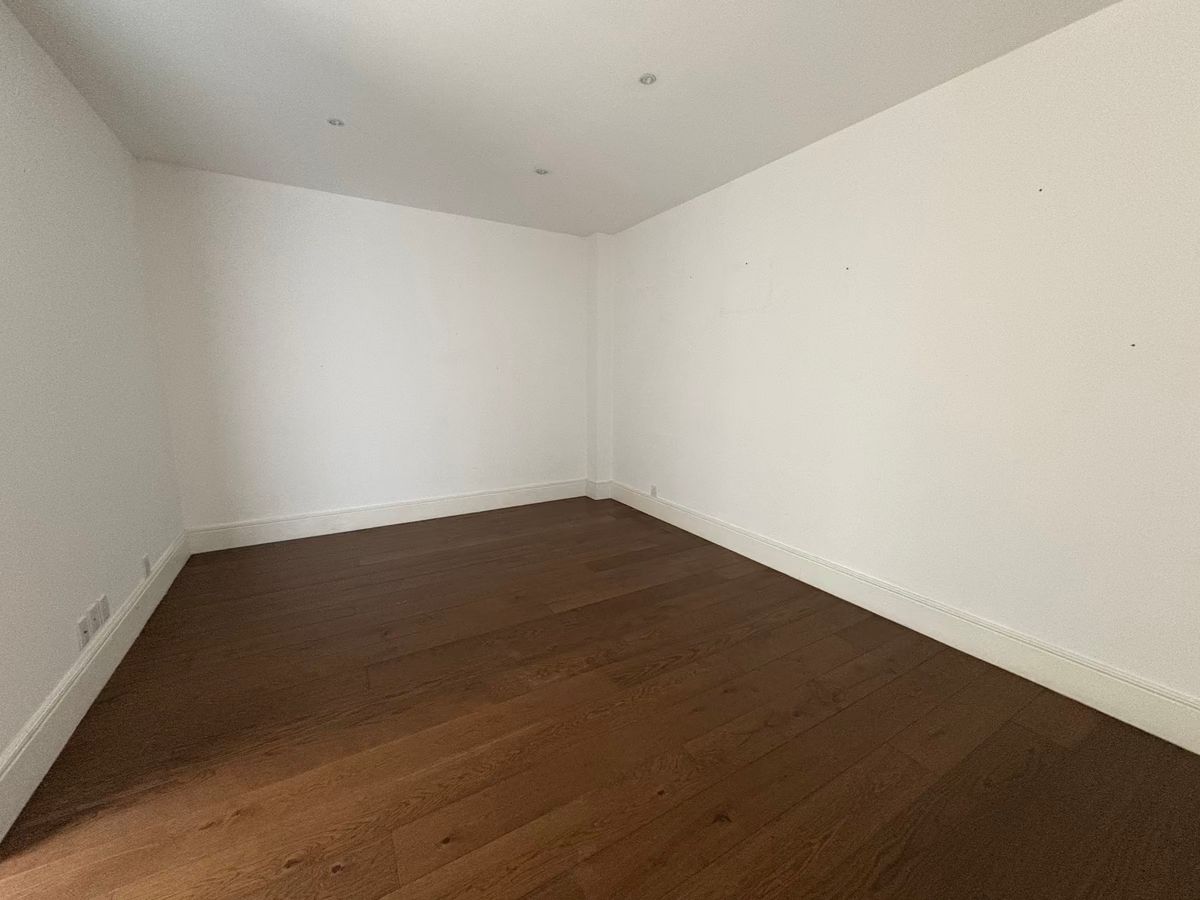 21 de 23: salón de juegos