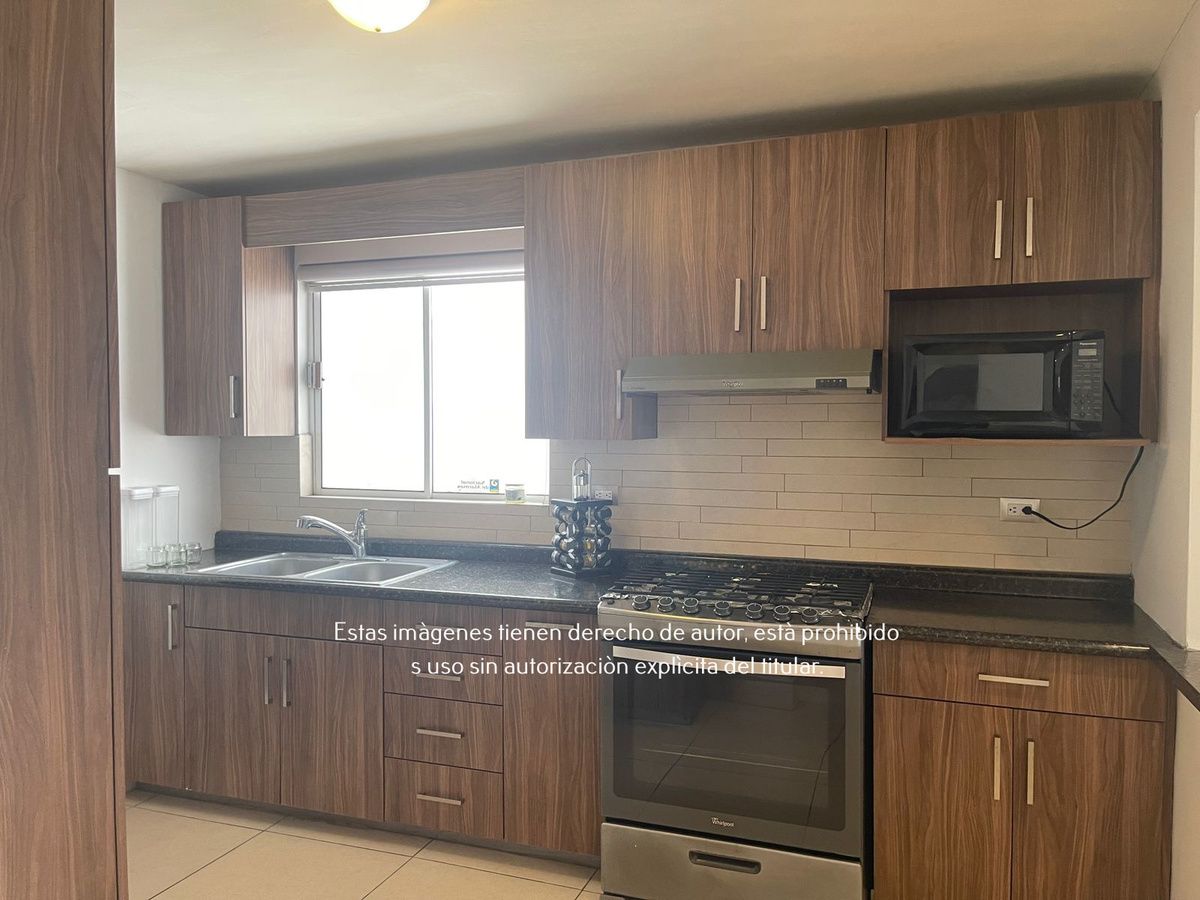 15 de 18: Casa en Renta en Cumbres Santa Clara