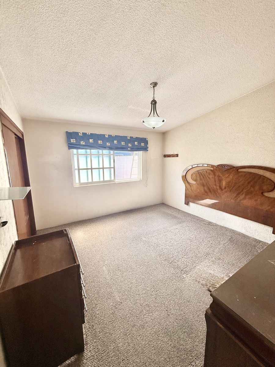 20 of 23: Recámara 2 con clóset