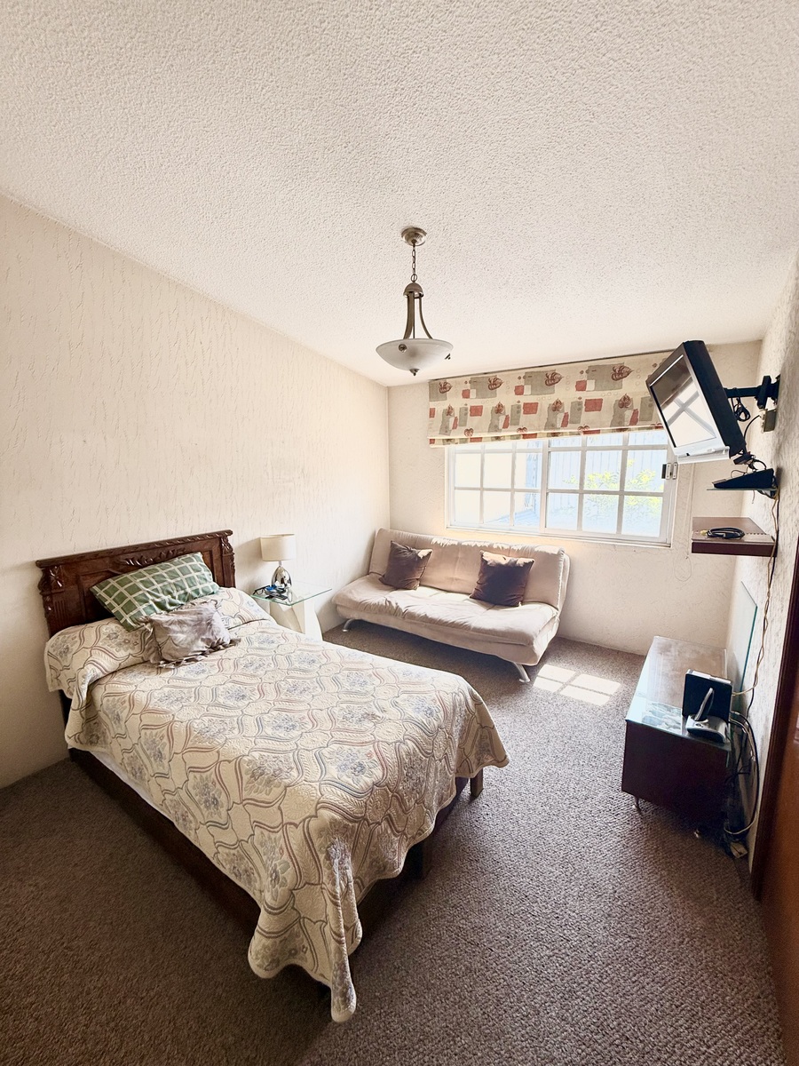 21 of 23: Recámara 3 con clóset