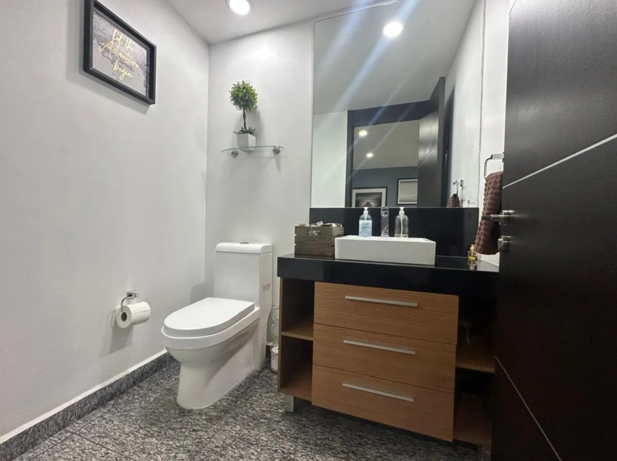 11 de 26: baño social