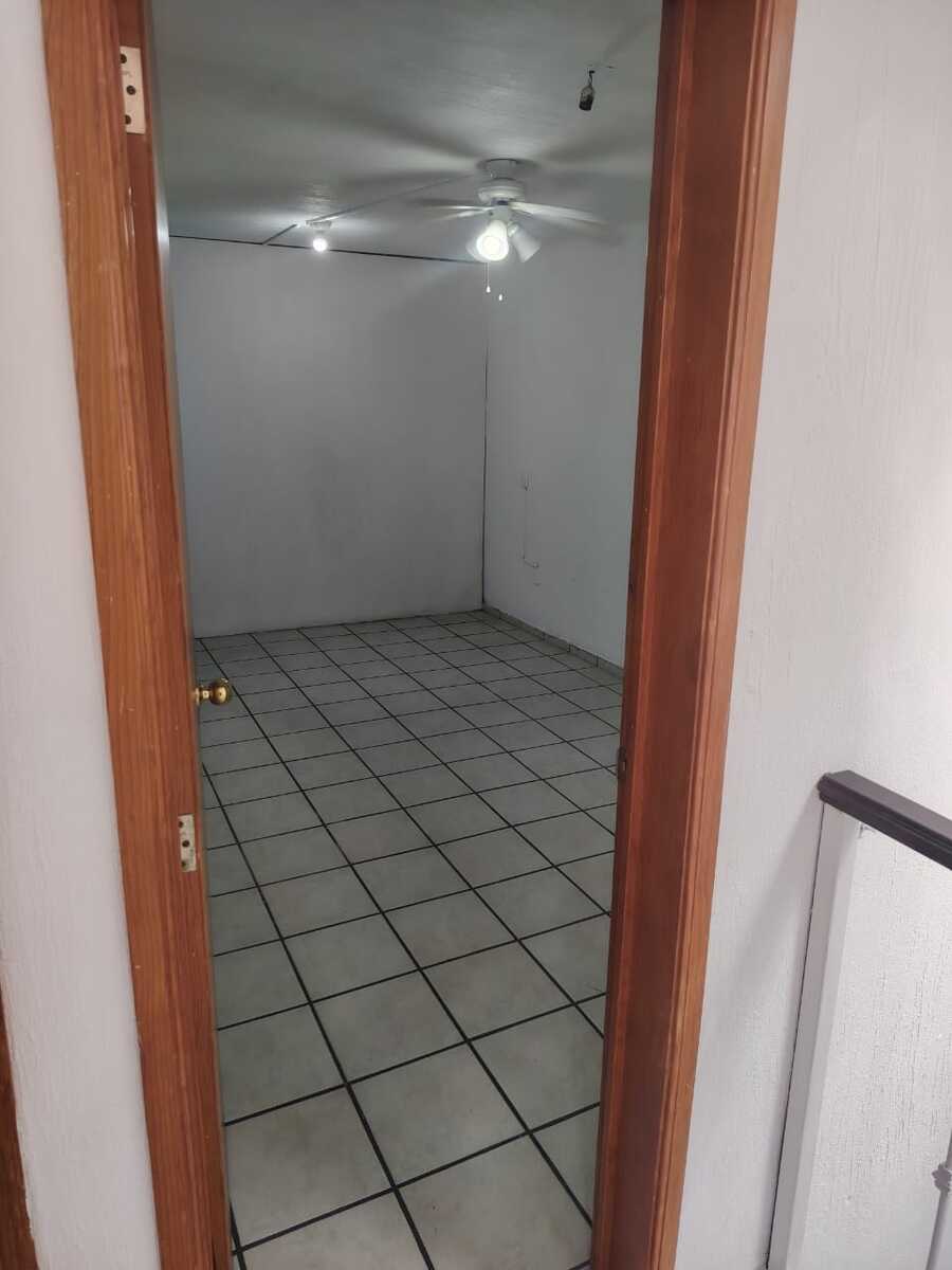 22 of 32: recamara secundaria n2