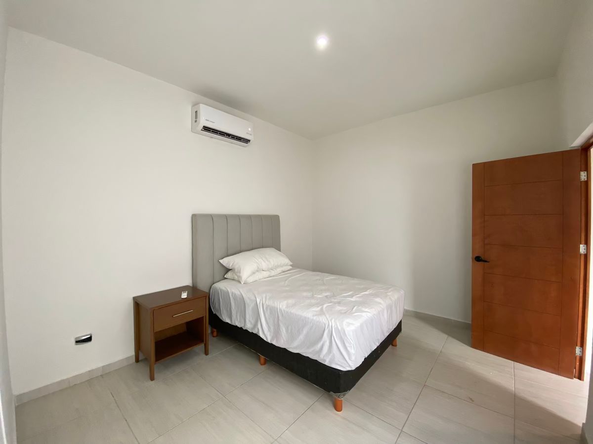 9 de 25: Recamara planta baja