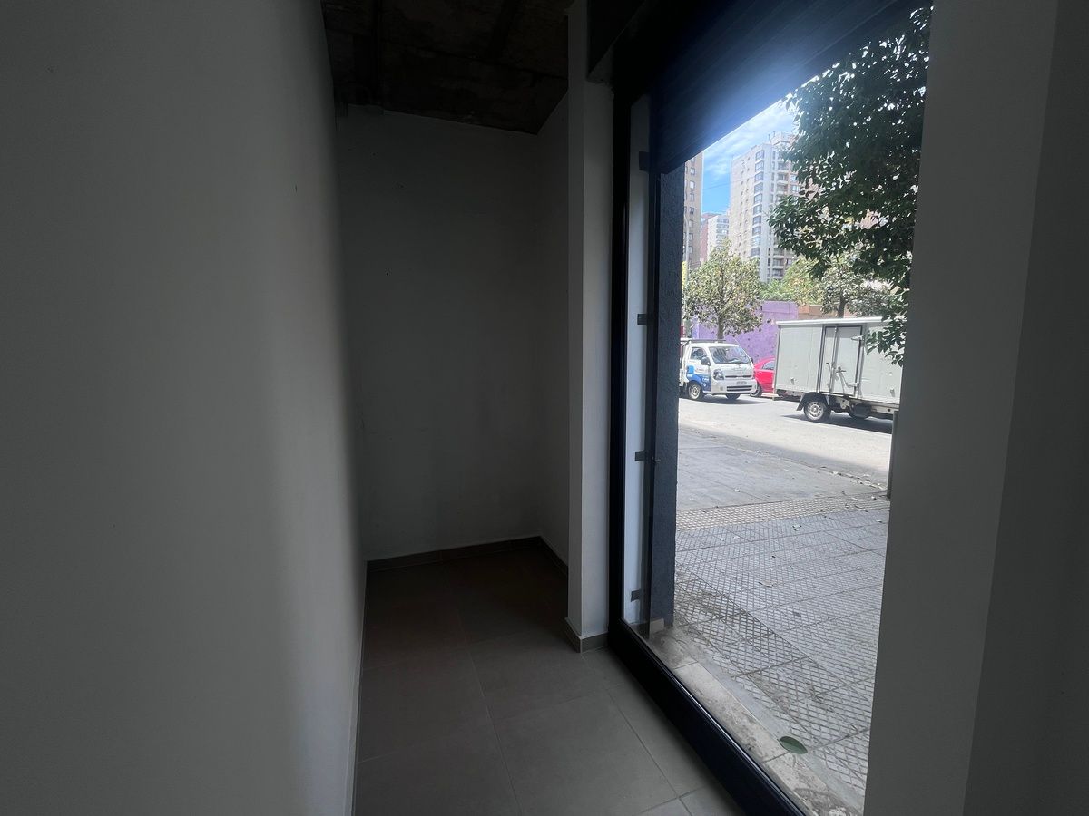 Local de planta libre ubicado en calle san isidro