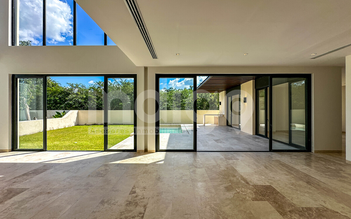 5 de 50: Sala / Comedor con Vista Panorámica