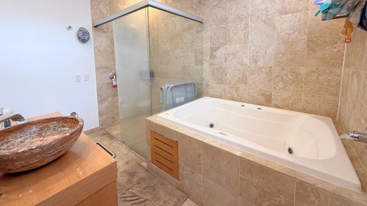 3 de 19: Baño principal