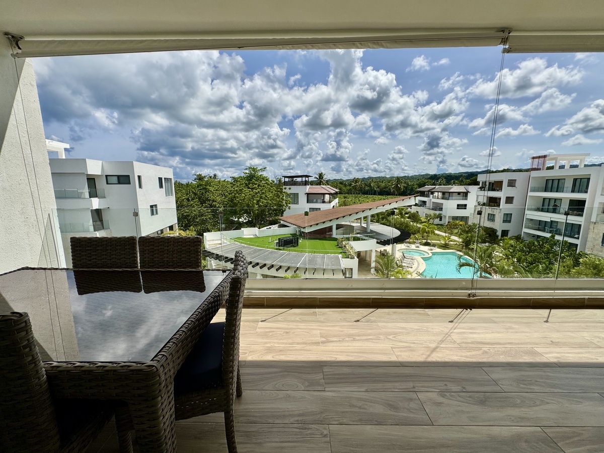 2 de 41: Balcon tipom terraza