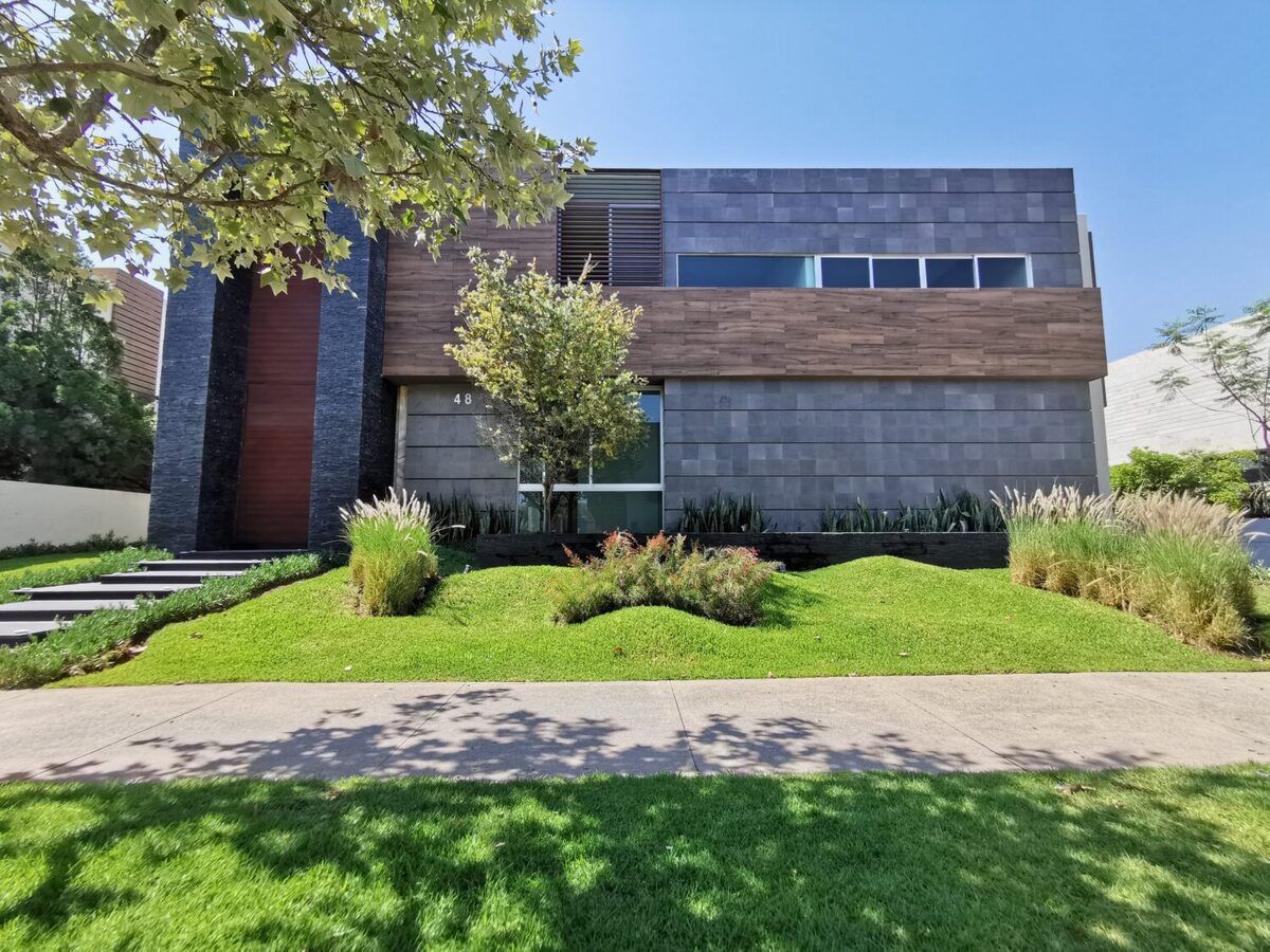 Residencia de Lujo en Venta – Bosque de los Lagos, Zona Andares - foto 1