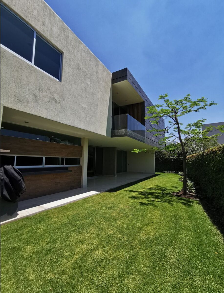 Residencia de Lujo en Venta – Bosque de los Lagos, Zona Andares - foto 4