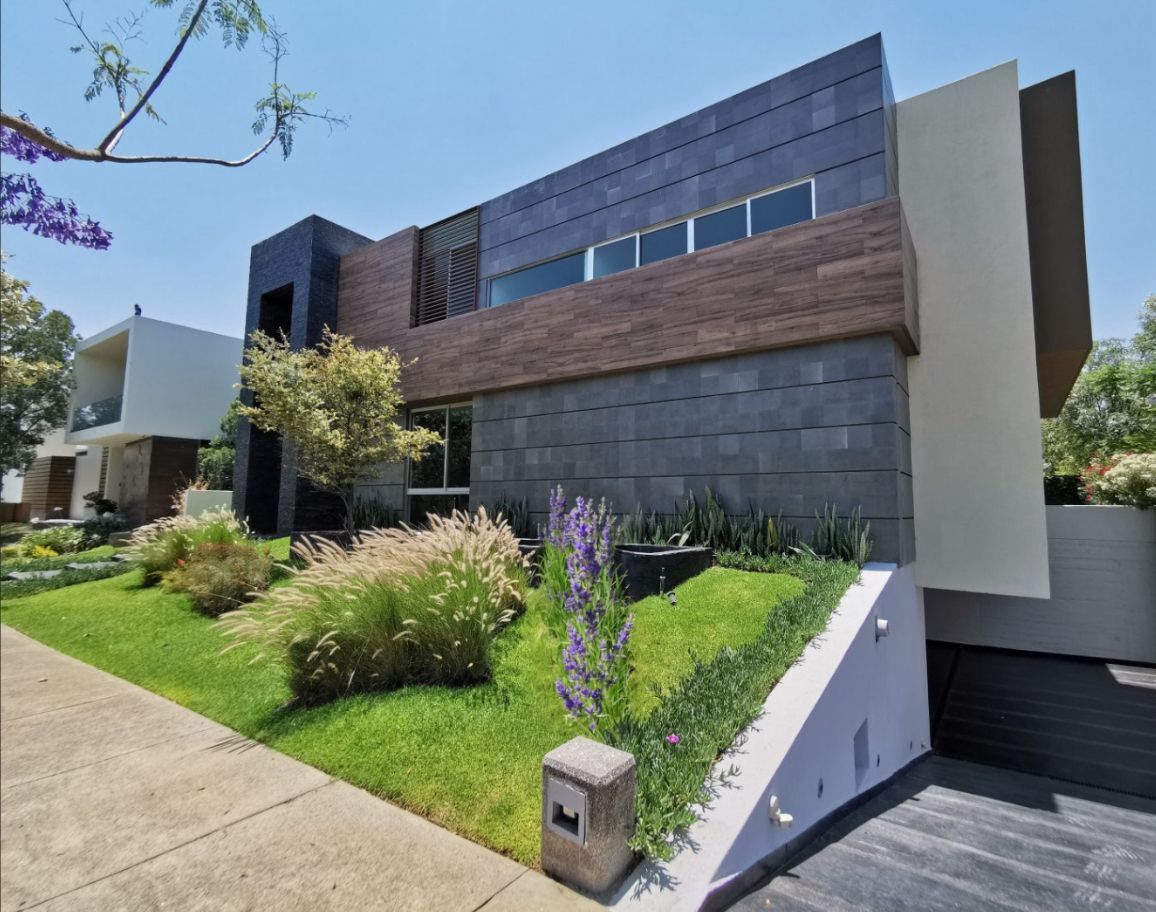Residencia de Lujo en Venta – Bosque de los Lagos, Zona Andares - foto 2