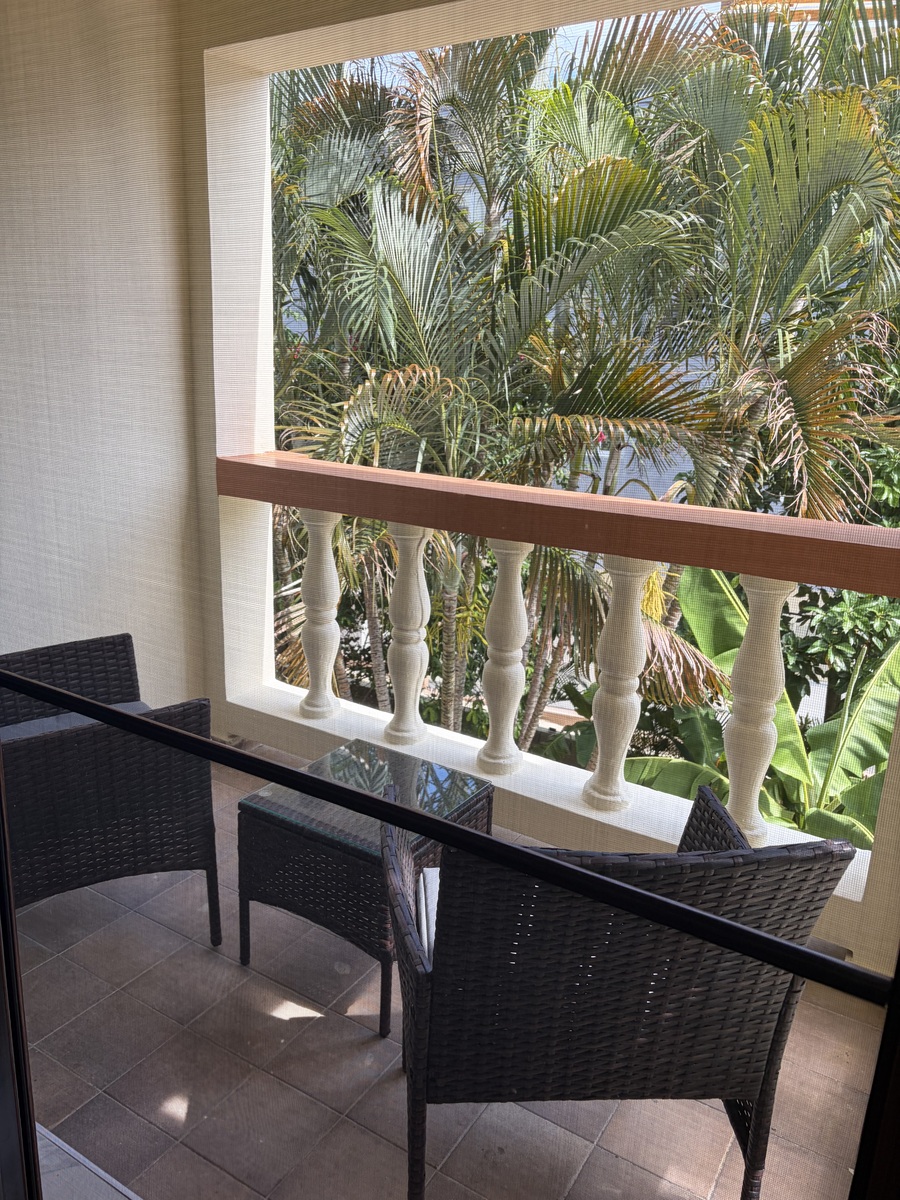 9 of 9: Master bedroom balcony