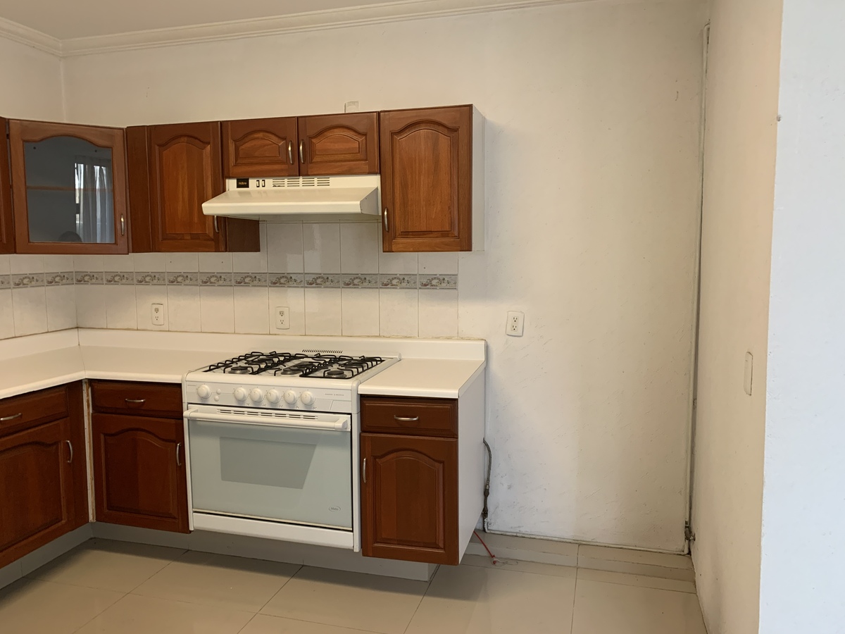 11 de 37: Cocina Impecable