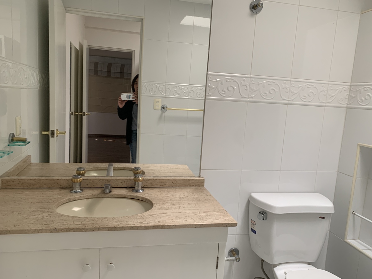 25 de 37: Baño Recámara Principal