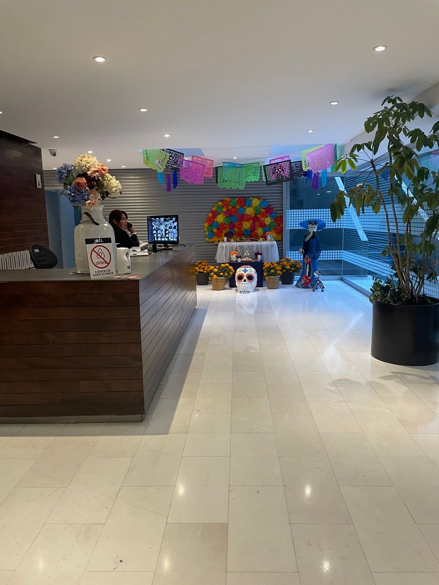 30 de 34: Recepción edificio