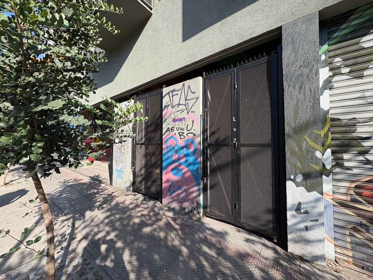 Local comercial de planta libre en Curico