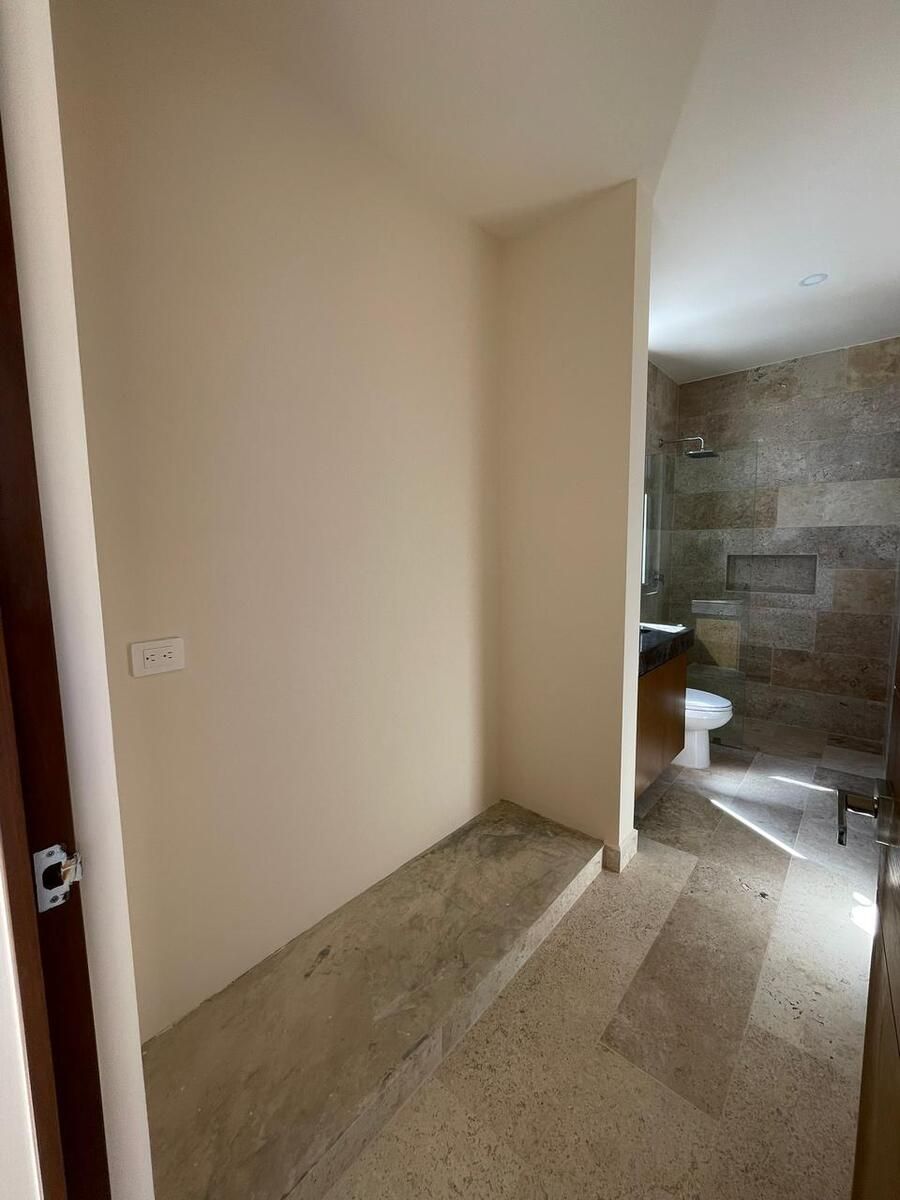 23 de 39: Casa en Venta Merida