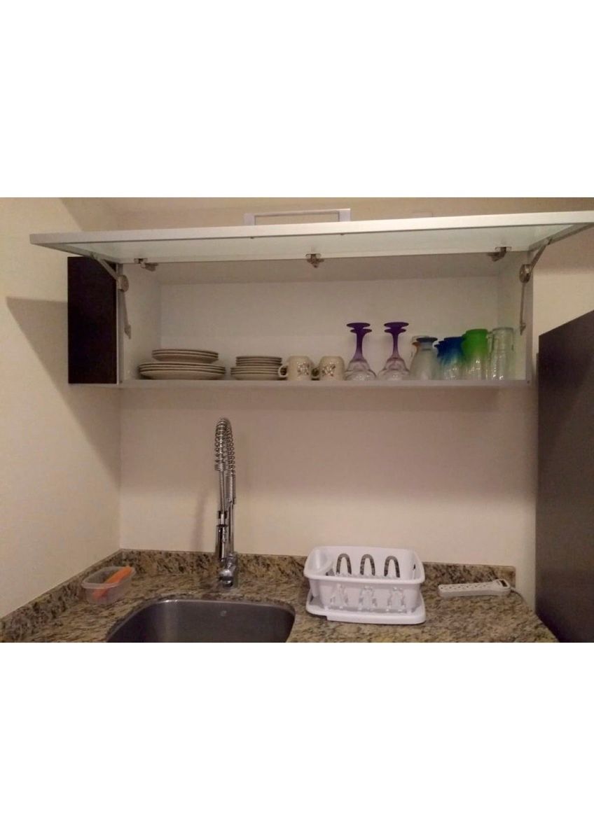 4 de 15: Estantes cocina